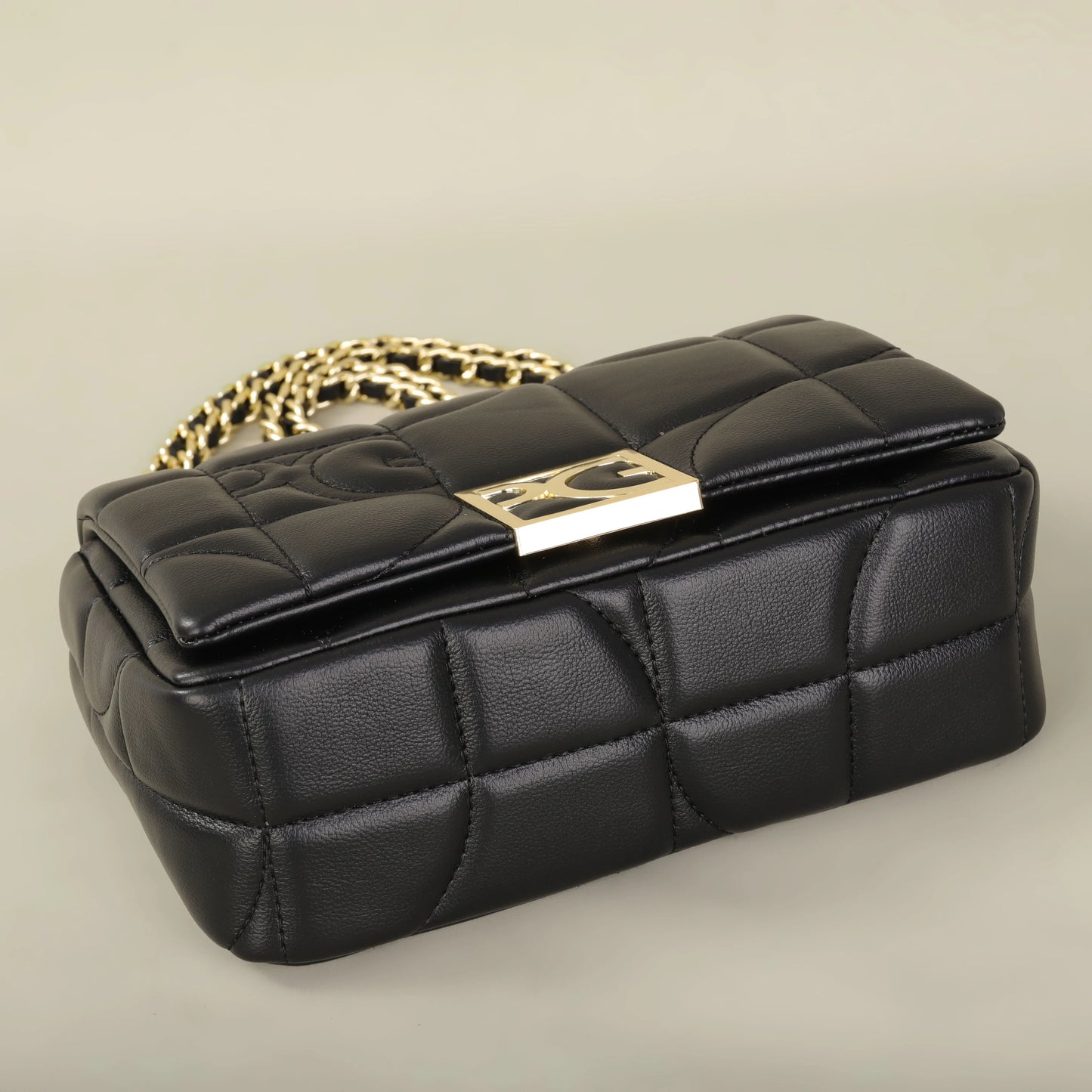 Classic Women’s PU Leather Crossbody Shoulder Bag with Hasp Closure and Multi-Pockets