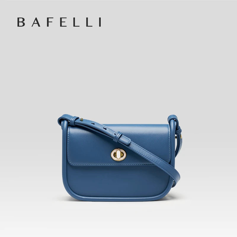 Elegant Split Leather Saddle Crossbody Bag
