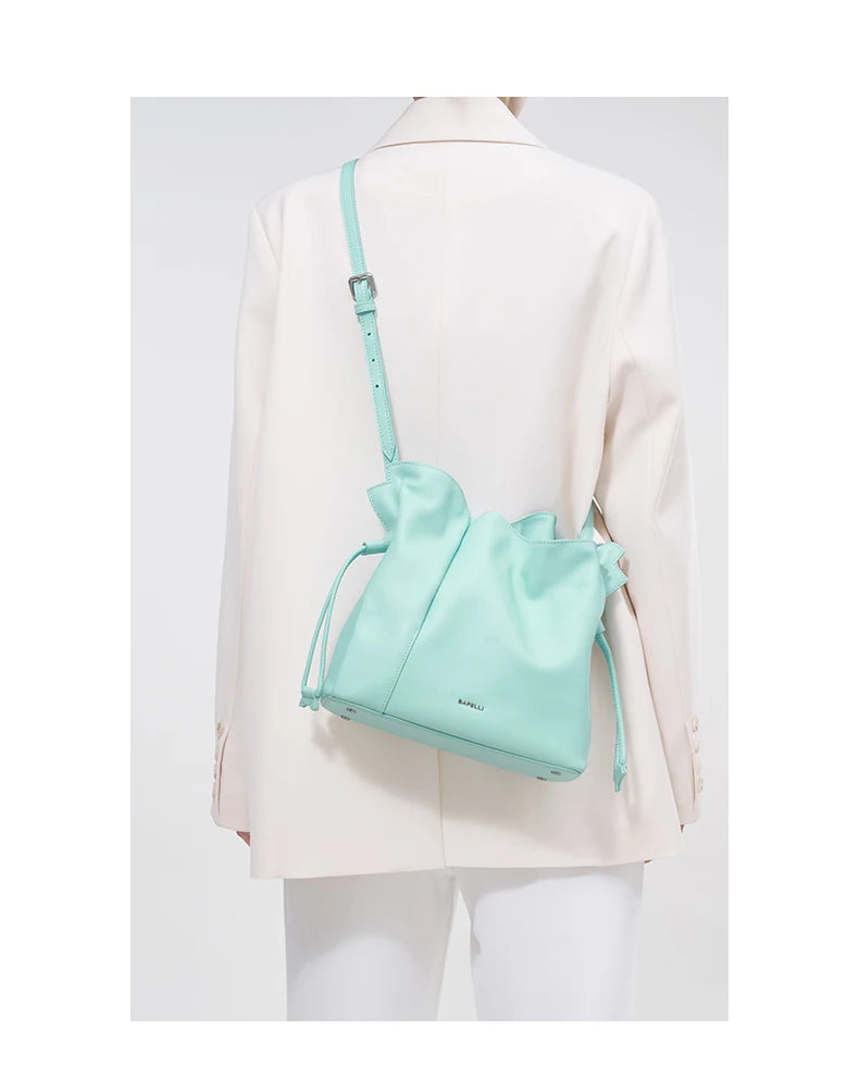 Genuine Leather Bucket Bag – Soft Casual with Open Pocket