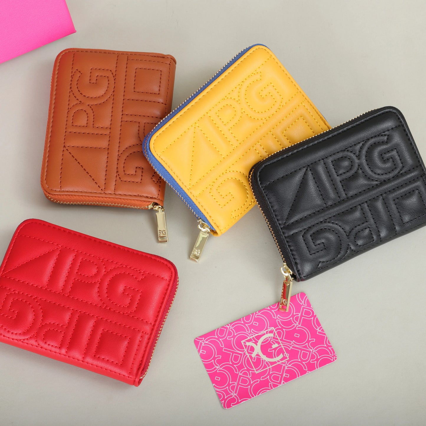 Elegant Letter Embroidery Zipper Wallet – Compact and Stylish