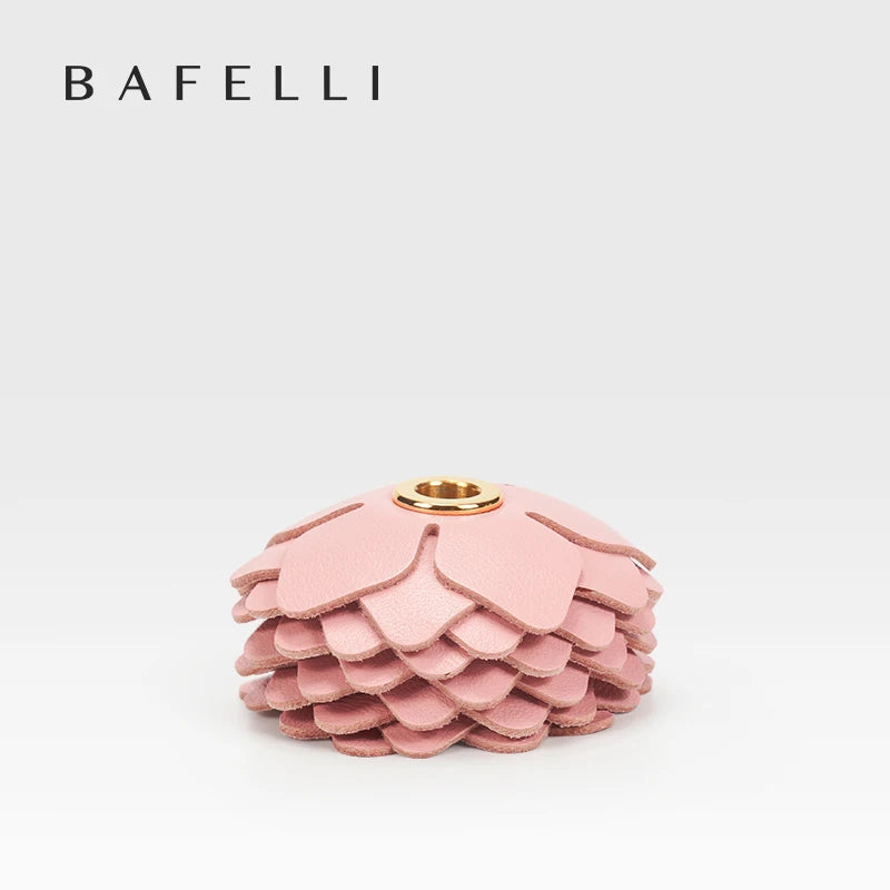 Cat-Shaped Metal Bag Charm – Fashion Accessory