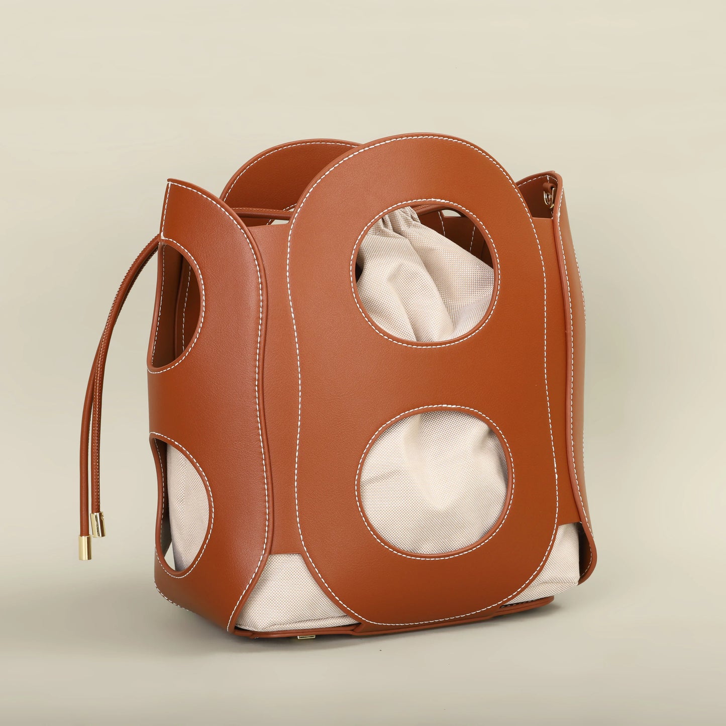 Hollow Design Bucket Shoulder Bag – Stylish and Lightweight