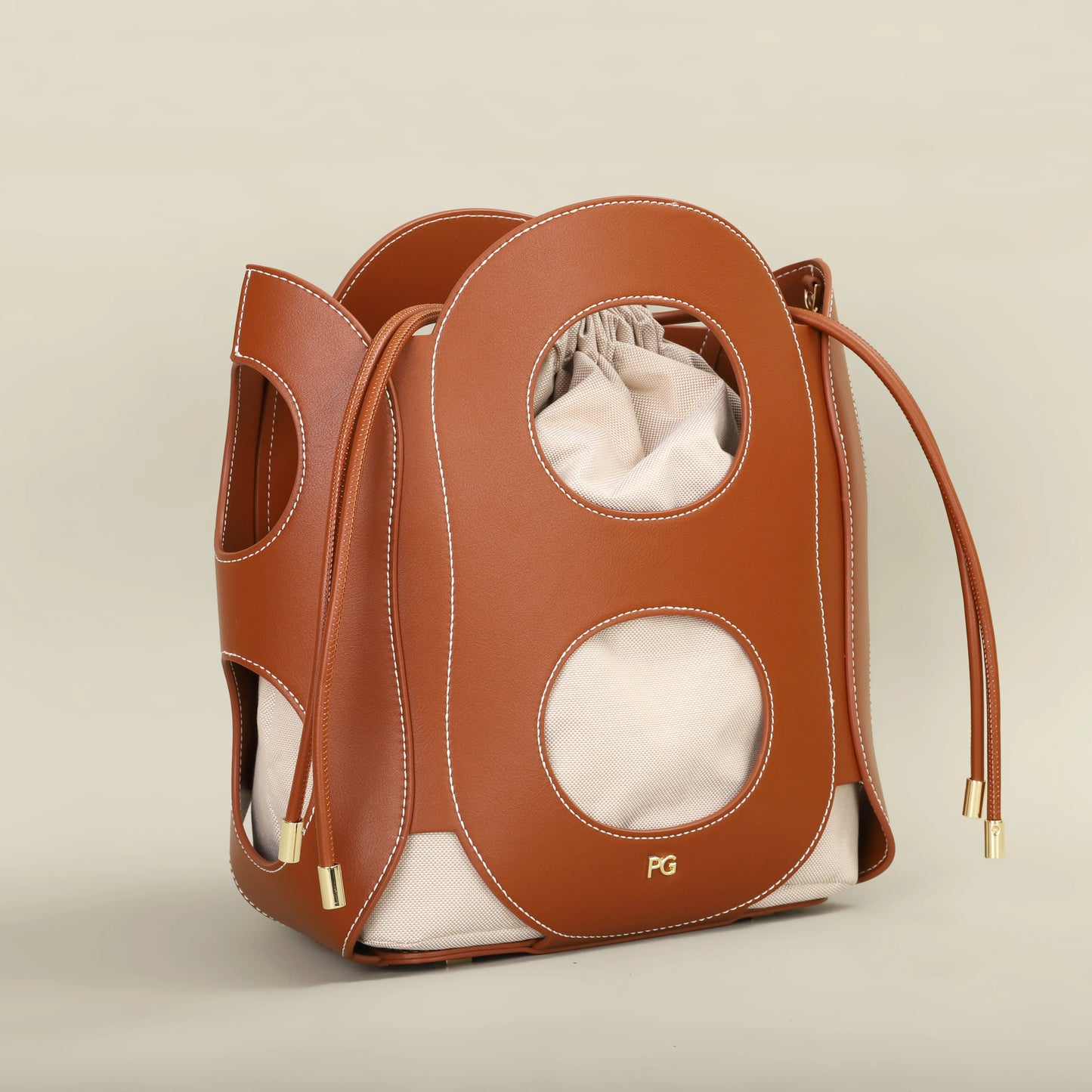 Hollow Design Bucket Shoulder Bag – Stylish and Lightweight