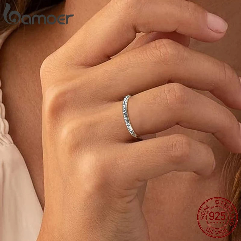 Floral Embossed Ring – 925 Sterling Silver Vintage Band