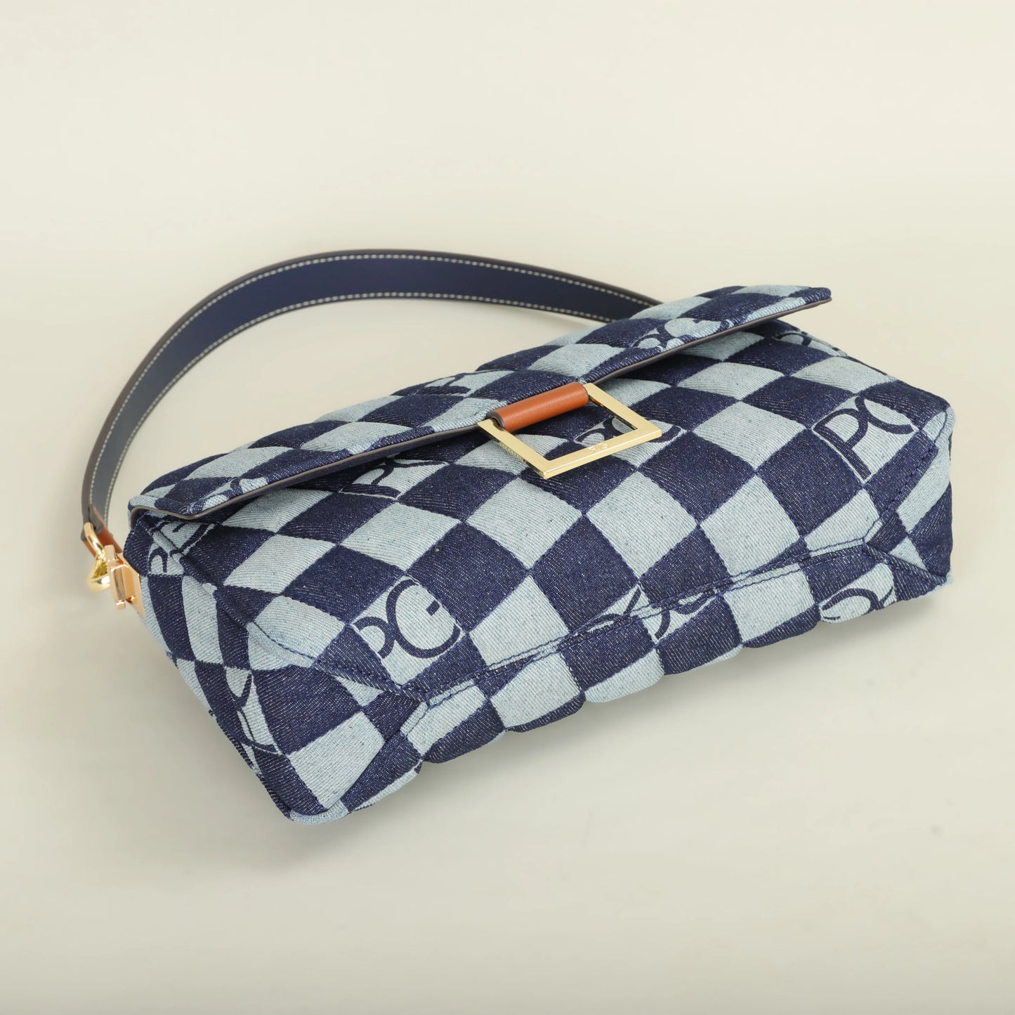 Elegant Bright Crossbody Bag – High Quality Fashion Satchel