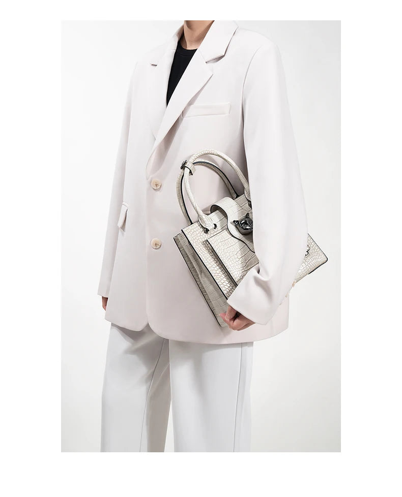 Structured Business Tote in Genuine Leather with Lock Closure