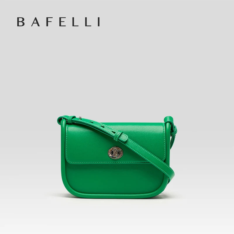 Elegant Split Leather Saddle Crossbody Bag