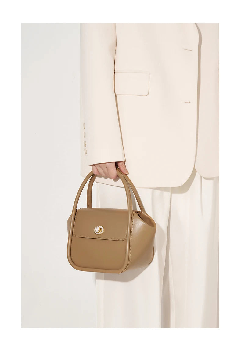 Genuine Leather Winter Doctor Bag – Structured Shoulder Style