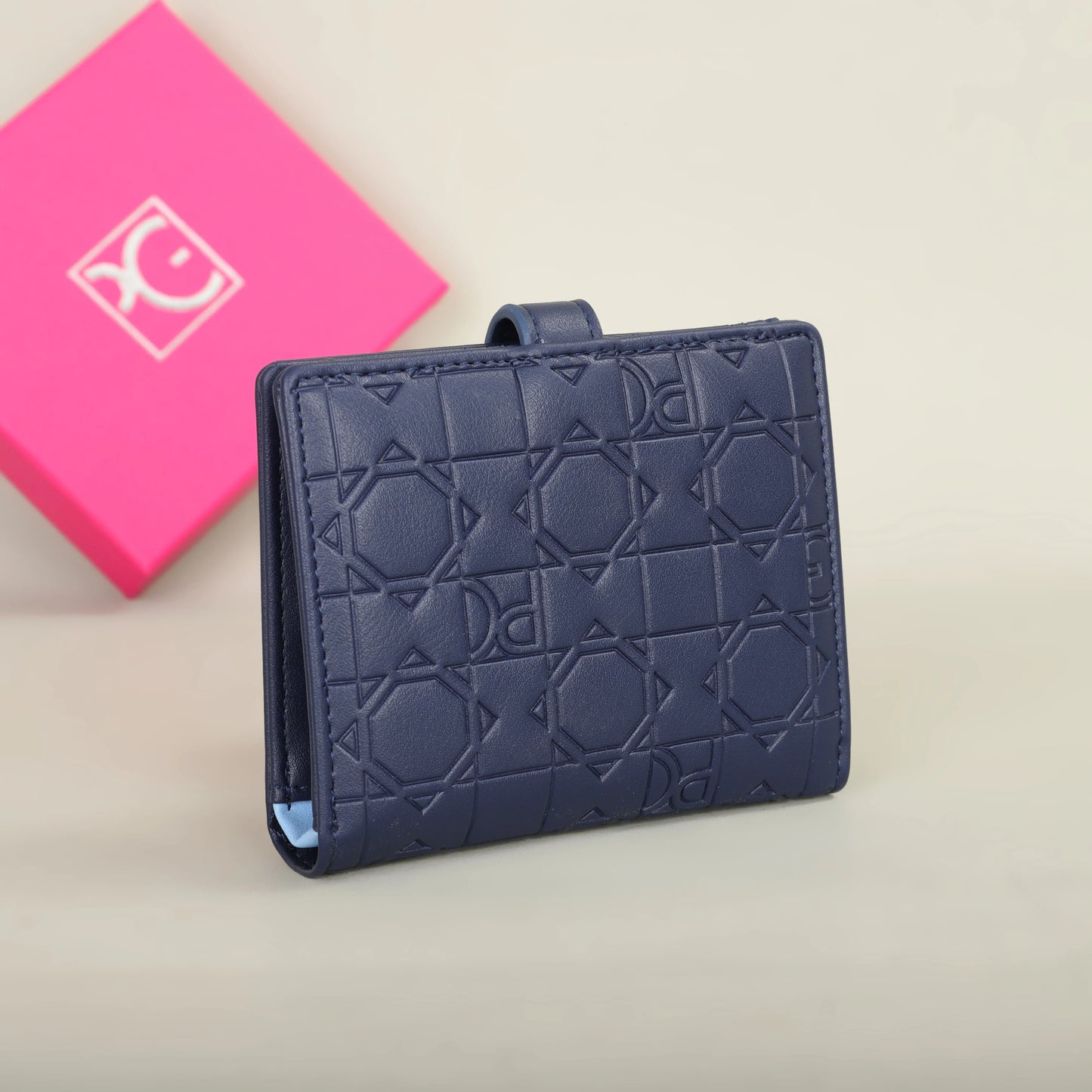 Classic Retro PU Wallet with Card and Coin Organizer