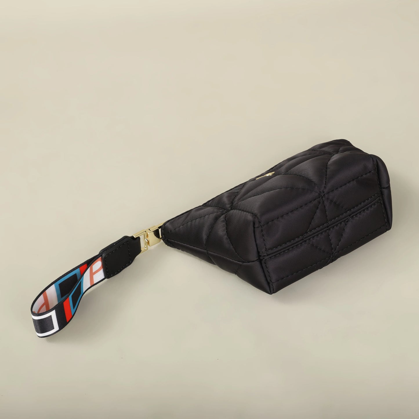Compact Nylon Waterproof Cosmetic and Coin Bag – Lightweight and Practical