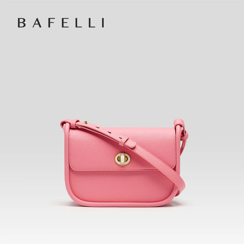 Elegant Split Leather Saddle Crossbody Bag