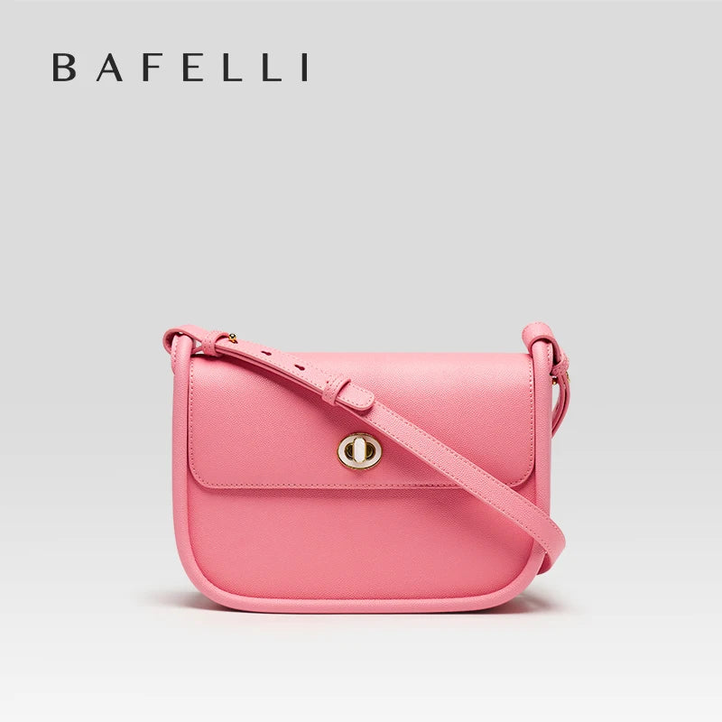 Elegant Split Leather Saddle Crossbody Bag