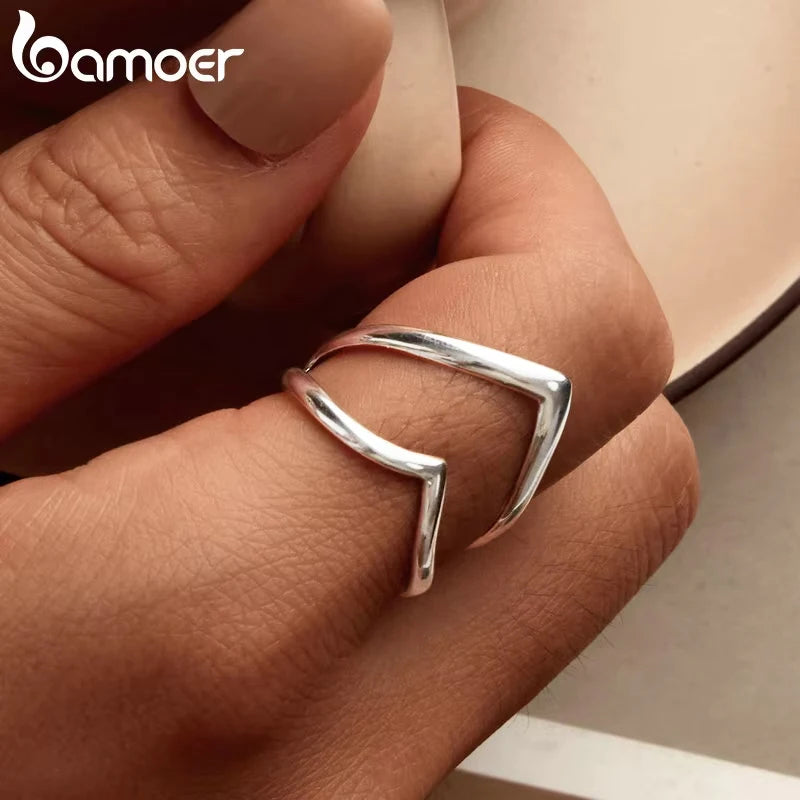 925 Sterling Silver Adjustable V-Shaped Ring with Double-Layer Design