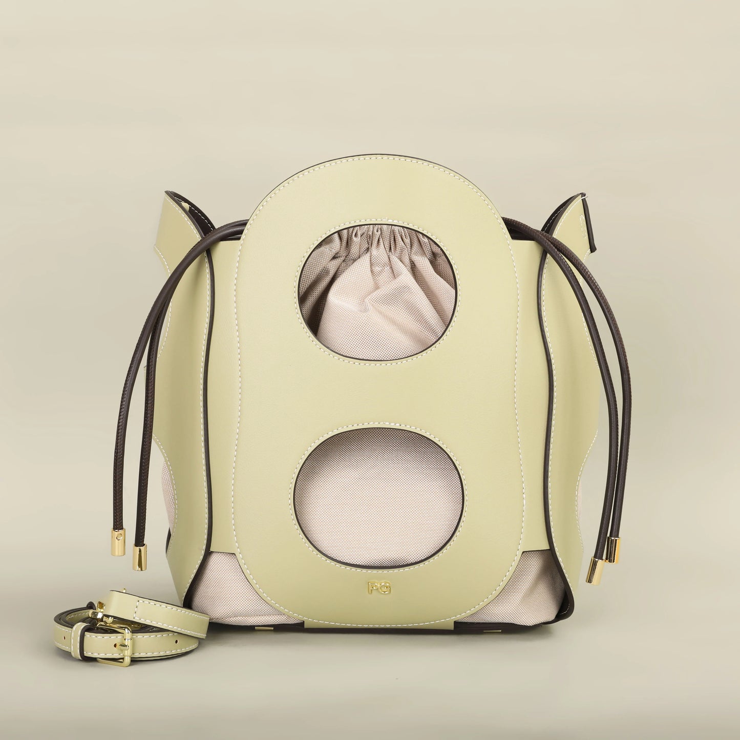 Hollow Design Bucket Shoulder Bag – Stylish and Lightweight