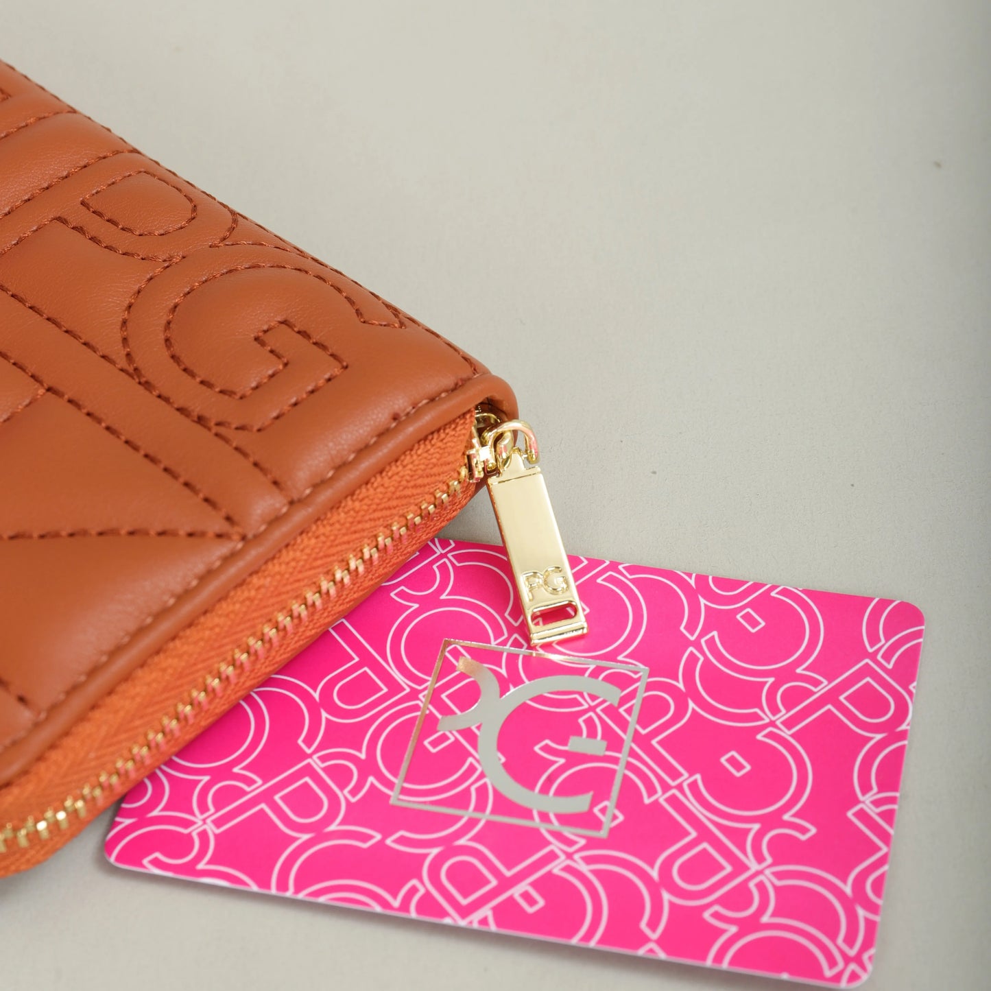 Elegant Letter Embroidery Zipper Wallet – Compact and Stylish