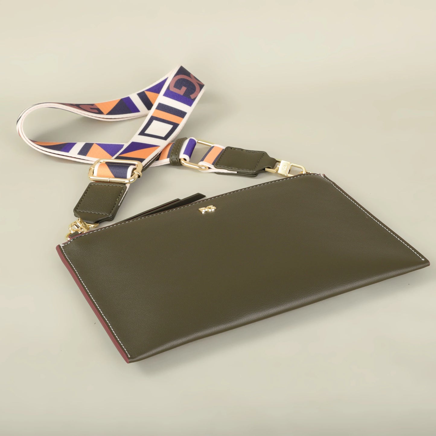 Elegant PVC Clutch Handheld Bag for Business and Party
