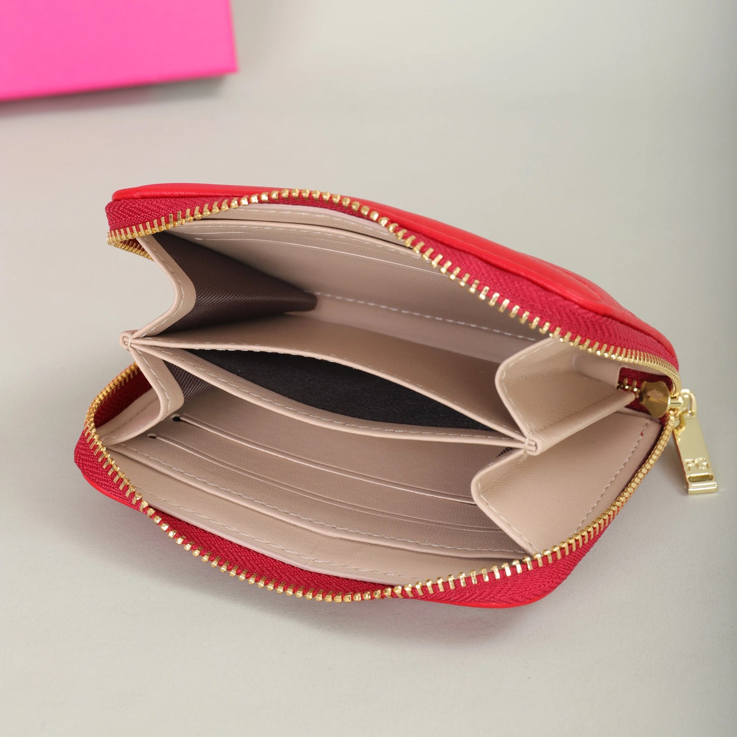 Elegant Letter Embroidery Zipper Wallet – Compact and Stylish