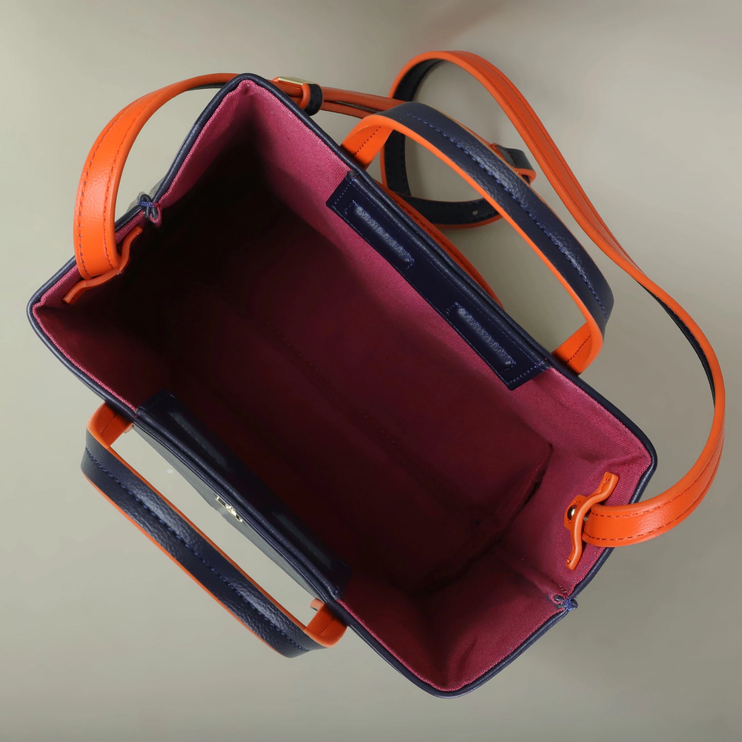 Foldable Bucket Handbag – Classic Casual Crossbody and Shoulder Bag