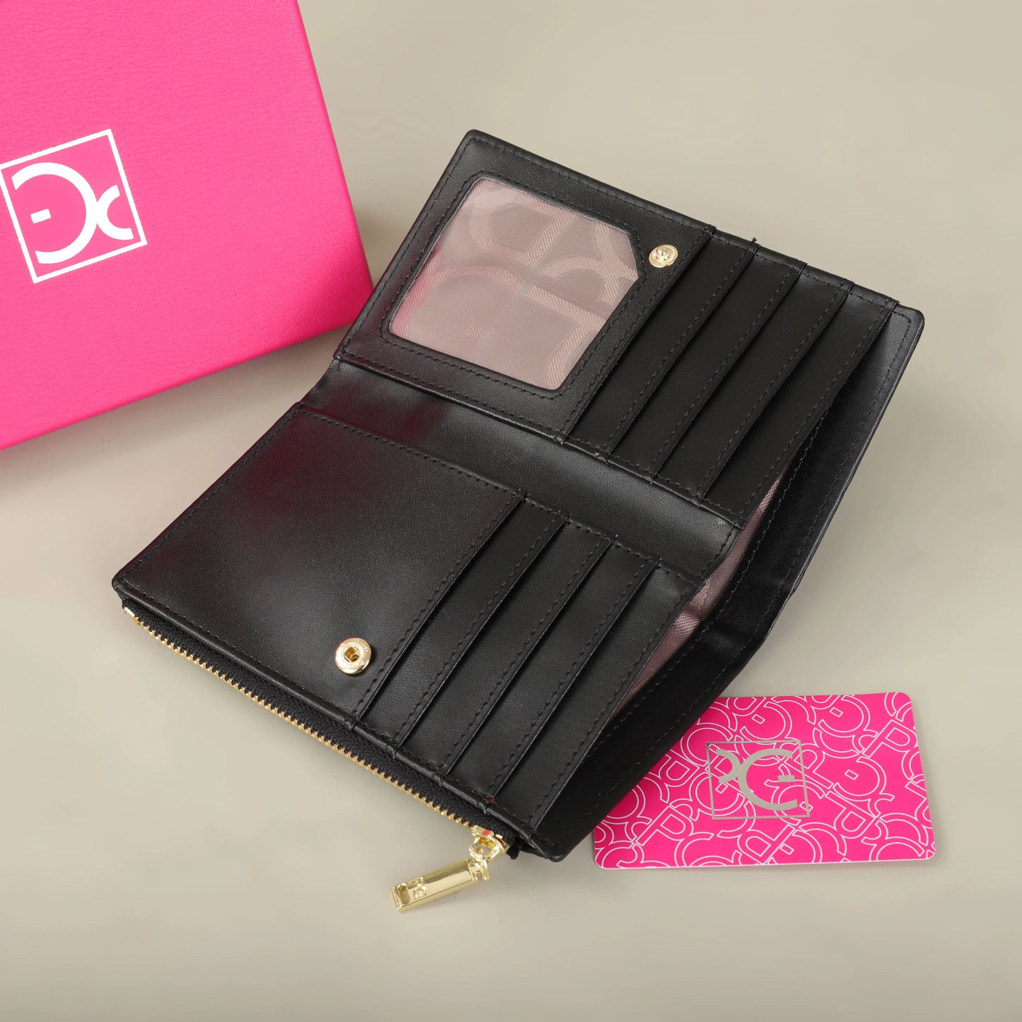 Classic Retro Wallet – Stylish Letter Printed Long Wallet