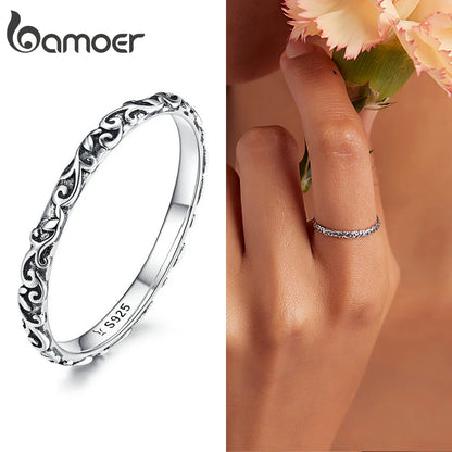Floral Embossed Ring – 925 Sterling Silver Vintage Band