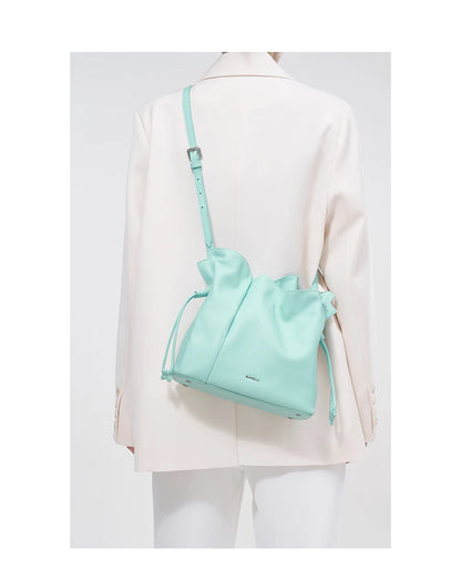 Genuine Leather Bucket Bag – Soft Casual with Open Pocket