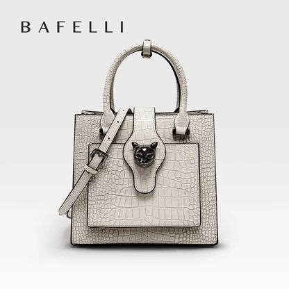 Structured Business Tote in Genuine Leather with Lock Closure