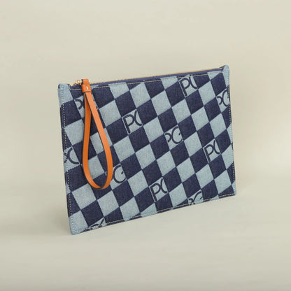 Elegant Plaid Nylon Clutch Bag – Soft and Versatile