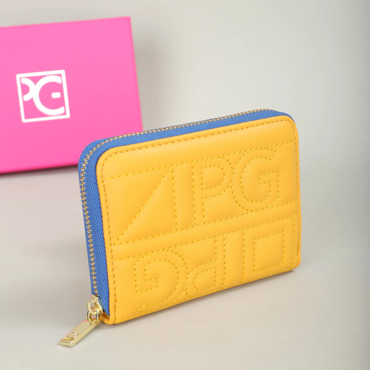 Elegant Letter Embroidery Zipper Wallet – Compact and Stylish