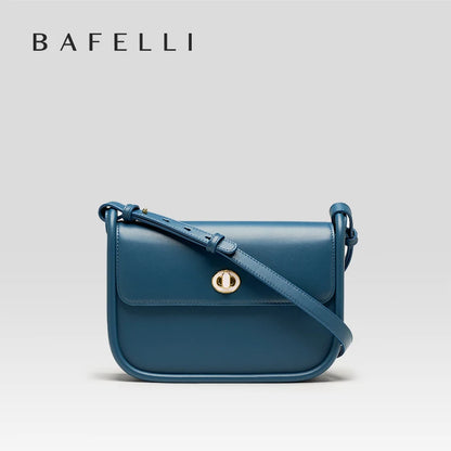 Elegant Split Leather Saddle Crossbody Bag