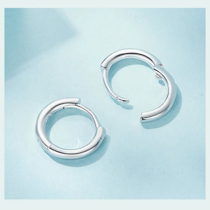 Minimalist Hoop Earrings – 925 Sterling Silver for Multiple Piercings